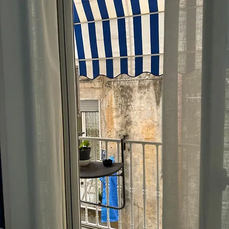 Alojamento de Acomodação e Pequeno-almoço Museo Nápoles